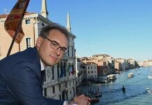 Sgarbi nuovo rettore della Ca’ Foscari di Venezia Marco Sgarbi, Ca’ Foscari, Venezia