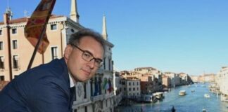 Sgarbi nuovo rettore della Ca’ Foscari di Venezia Marco Sgarbi, Ca’ Foscari, Venezia