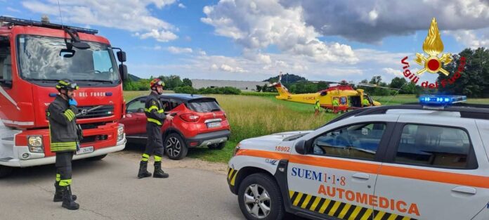 Borso del Grappa, recupero di un parapendio Borso del Grappa, recupero di un parapendio
