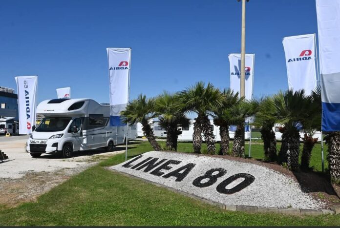 Camper Venezia Linea80 Srl Camper Venezia Linea80 Srl