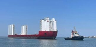 Imbarco gru Goliath a Chioggia: cambiano i servizi di raccolta rifiuti dal 27 luglio Imbarco gru Goliath Chioggia Veritas