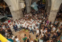 Treviso FBC, entusiasmo in città per la nuova squadra: svelata la maglia del ritorno in Serie C Treviso FBC, città in festa per la Serie C - Notizie Plus