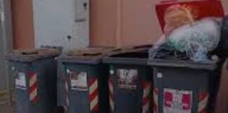 Rifiuti a Chioggia, residenti contro il degrado: diffida al Comune e a Veritas Chioggia, rifiuti abbandonati, Veritas, calle Manfredi