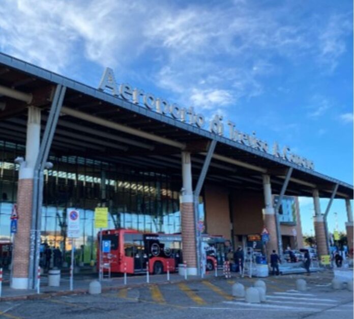 traffico aeroportuale, rotte europee, traffico turistico, passeggeri traffico aeroportuale, rotte europee, traffico turistico, passeggeri