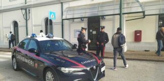 Montebelluna, coltello contro i titolari di un kebab e rapina: 30enne in carcere Rapina nel kebab a Montebelluna, 30enne in carcere - Notizie Plus