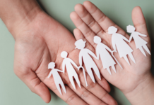 Affido familiare a Venezia, cresce la solidarietà: 72 minori accolti e 40 famiglie pronte ad aiutare Affido familiare a Venezia, cresce la solidarietà