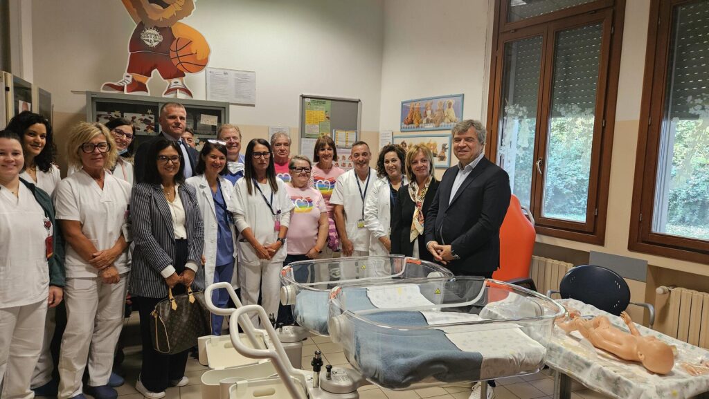 Pediatria di Mirano, dono da 10mila euro - Notizie Plus