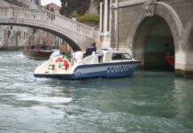 Spaccio di droga a Venezia, arrestato a Dorsoduro con 30 grammi di cocaina: ferito un poliziotto Spaccio di droga a Venezia, arresto a Dorsoduro