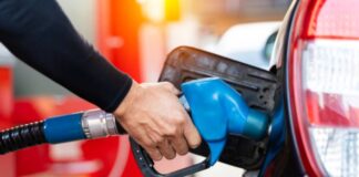 Taglio delle accise, sconto alla pompa: quanto si risparmia e fino a quando accisa sul gasolio prezzo del gasolio maggior gettito Iva riduzione accise diesel