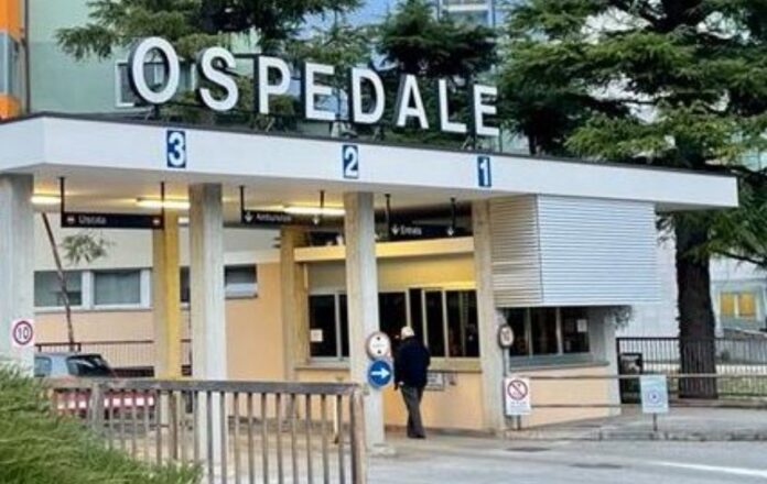 Ospedale di Costa Ulss 2 Carenza di personale medico Ospedale di Conegliano Ospedale di Costa Ulss 2 Carenza di personale medico Ospedale di Conegliano