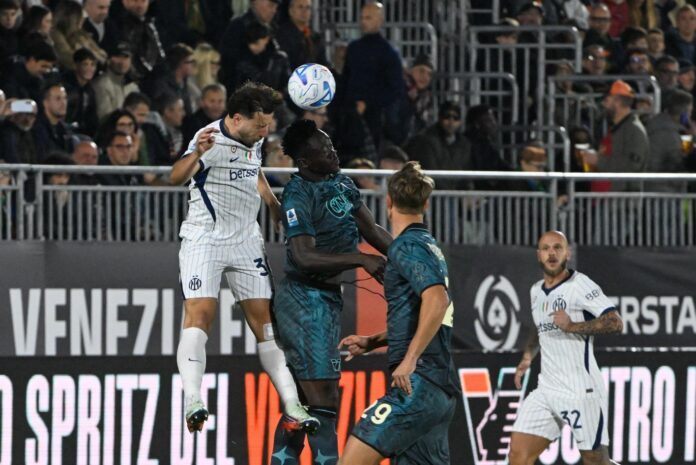 Venezia-Inter 0-2 allo stadio Penzo, sconfitta degli arancioneroverdi dopo due autoreti - foto Andrea Pattaro@Vision Venezia-Inter 0-2 allo stadio Penzo, sconfitta degli arancioneroverdi dopo due autoreti - foto Andrea Pattaro@Vision
