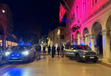 Controlli a Mestre, operazione Alto Impatto della Polizia: oltre 180 identificati e quattro locali ispezionati Controlli a Mestre tra via Palazzo e via Piave