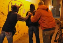 Rapine a Montebelluna, due 15enni denunciati: minacciati e derubati due minorenni Rapine a Montebelluna, due 15enni denunciati